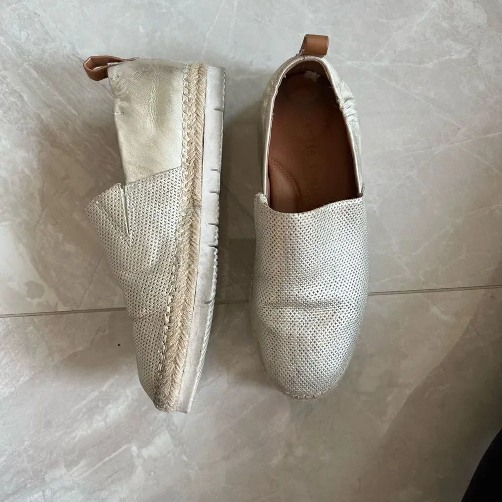 Gentle Souls by Kenneth Cole Gold Metallic Leather Espadrilles Flats Size 6.5